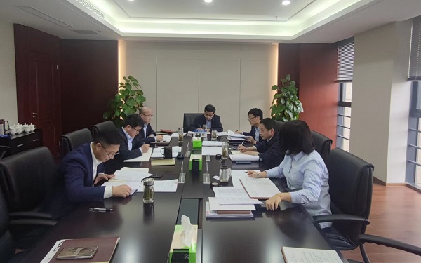 王思軍出席地產(chǎn)集團等三個公司黨委理論學(xué)習(xí)中心組學(xué)校擴大會